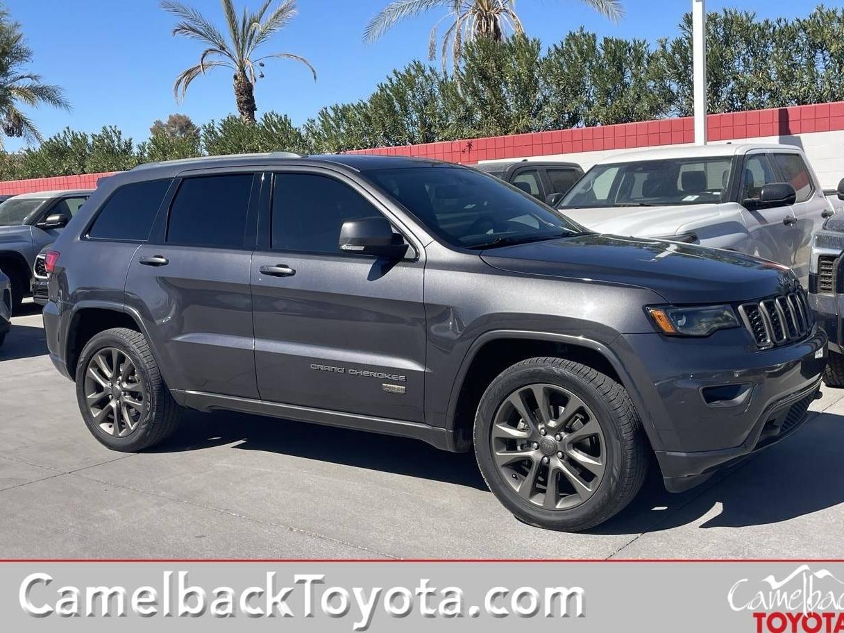 JEEP GRAND CHEROKEE 2017 1C4RJFBG6HC632903 image